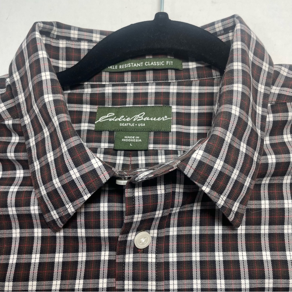 NWOT Eddie Bauer Mens plaid button down shirt Large Excellent! Handsome IRL